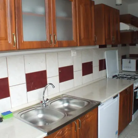 Nimrod Nyaralo Appartement *