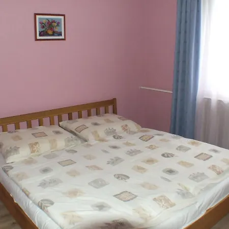 Nimrod Nyaralo Apartment *